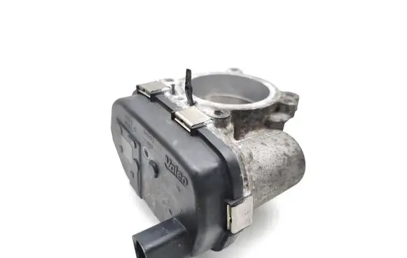 Skoda Karoq Electric throttle body valve 04E133062Q