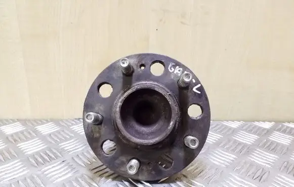 Hyundai i40 Rear wheel hub