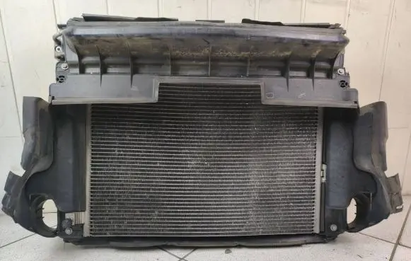 Mercedes-Benz ML W164 Radiator set A1645000593