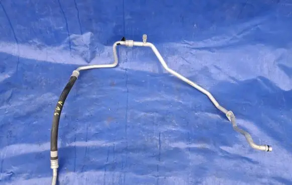 Toyota Verso Air conditioning (A/C) pipe/hose
