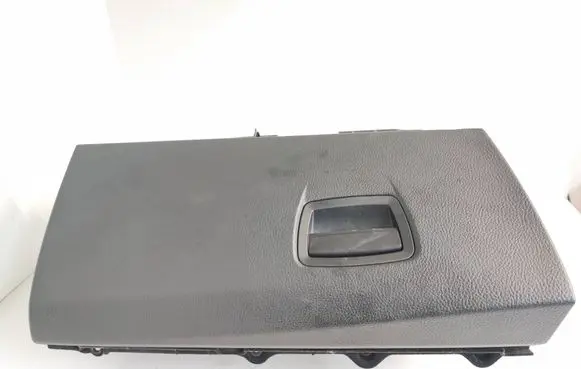 BMW 5 F10 F11 Glove box set 9205976 1921246 D564819