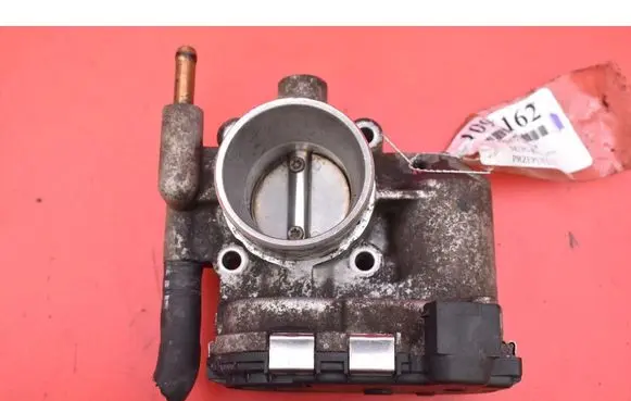 Opel Corsa C Throttle body valve 24420536