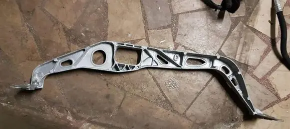 Audi A6 C7 Engine mount bracket 8K0199521Q