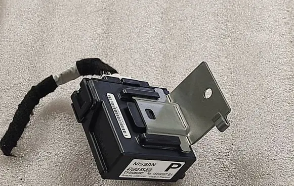 Nissan Leaf I (ZE0) Other control units/modules 476A05SJ0B 1559897 CYSN28E3RT