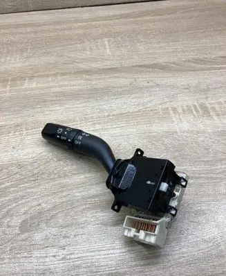 Mazda 626 Indicator stalk 17A089