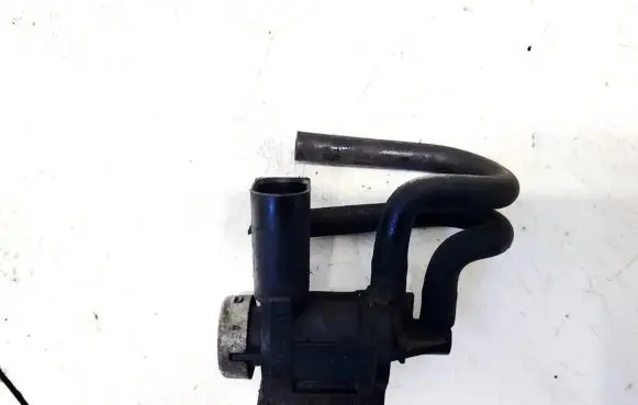 Audi A6 S6 C6 4F Turbo solenoid valve 1k0906283a