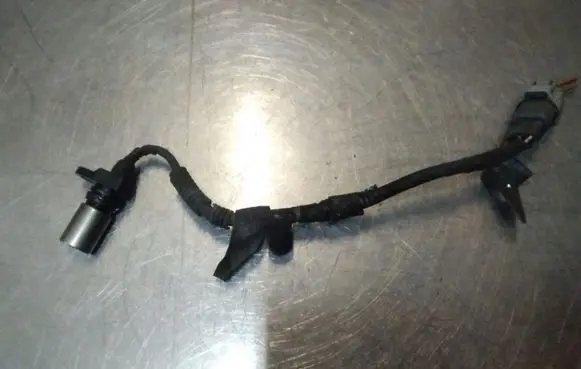 Toyota Avensis T250 Crankshaft position sensor 9091905069 0296001471