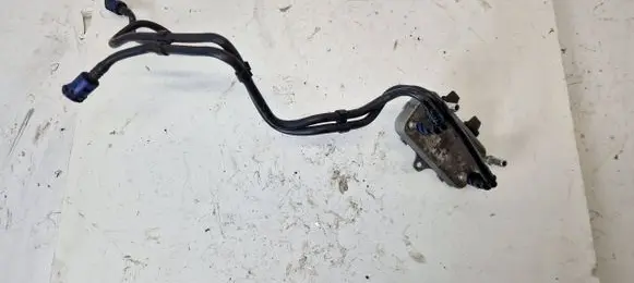 Engine oil radiator
