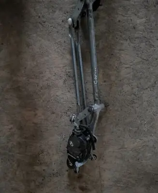 Honda Civic IX Front wiper linkage and motor