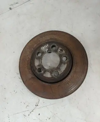 Volkswagen Polo IV 9N3 Front brake disc