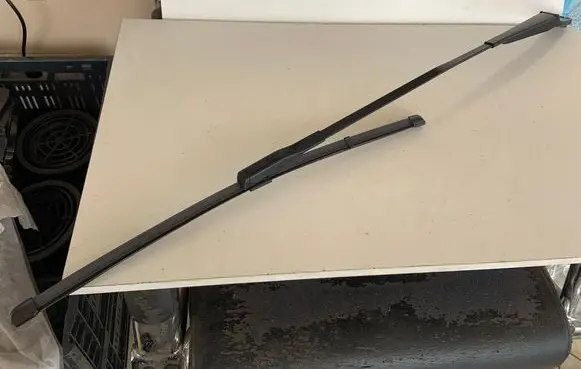Audi A6 S6 C7 4G Front wiper blade arm 4G1955408B