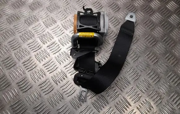 Toyota Camry VIII XV70 Rear seatbelt TKAH0EF1130P