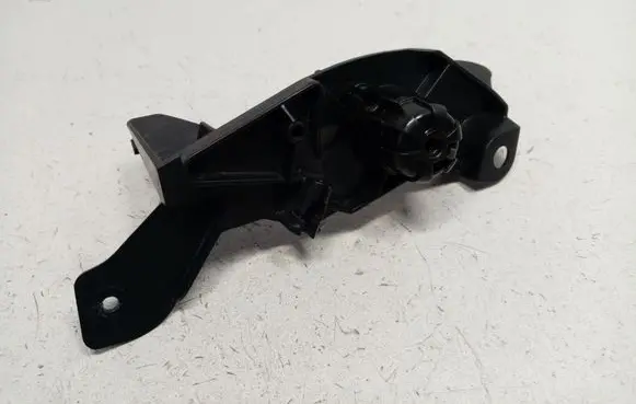 Engine bonnet (hood) release handle