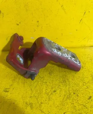 Peugeot 308 Front door lower hinge 