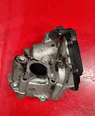 Mercedes-Benz C W204 EGR valve A6511400160 A2C53362275