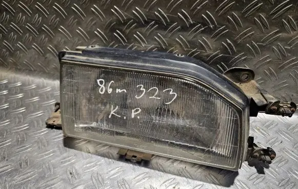 Mazda 323 Headlight/headlamp 11061247 11061249