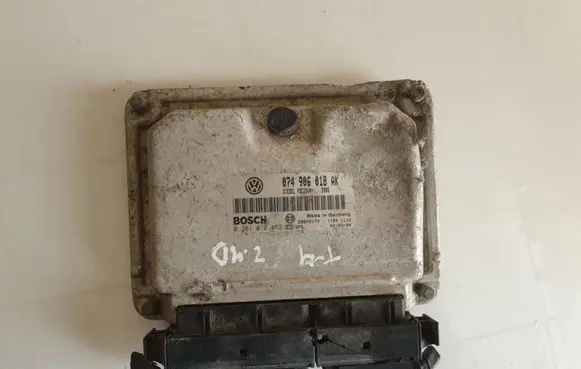 Volkswagen Transporter - Caravelle T4 Engine control unit/module 074906018AK