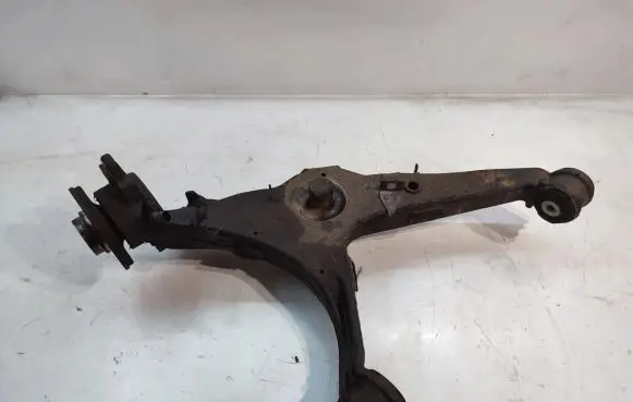 Rear wheel hub