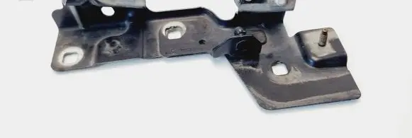 Renault Zoe Fender mounting bracket 901276249R 654833942R