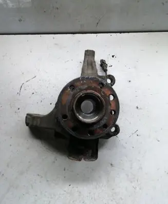 Volkswagen Touran I Front wheel hub spindle knuckle 6699R