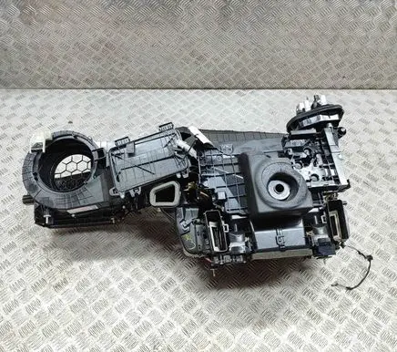 BMW X5 G05 Interior heater climate box assembly 6805839
