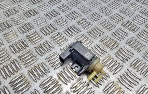 Volkswagen PASSAT B7 Turbo solenoid valve 1K0906627B 35797 4011464A