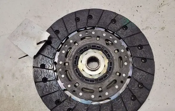 Nissan Primera Clutch pressure plate 024035510