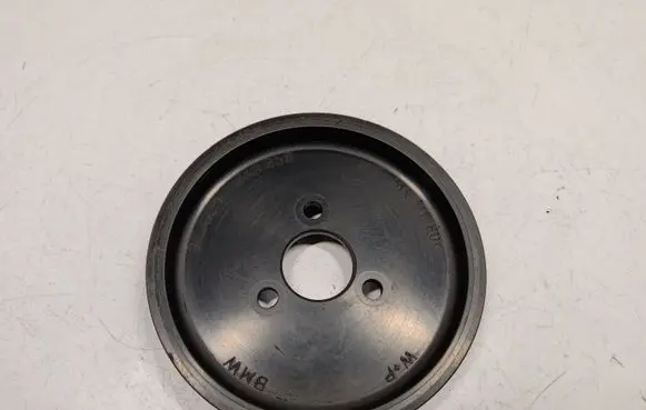 BMW 3 E46 Power steering pump pulley 32421740858