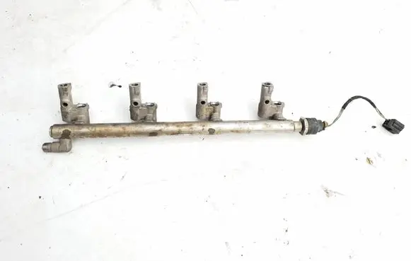 Fuel main line pipe