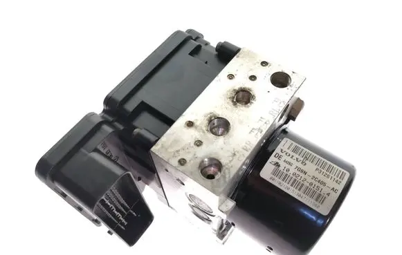 Volvo V70 ABS Pump 7G9N2C405AC P31261142 10021201514