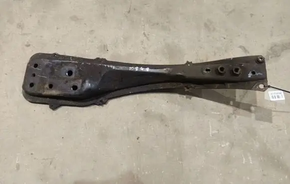 Toyota Corolla Verso AR10 Front subframe 