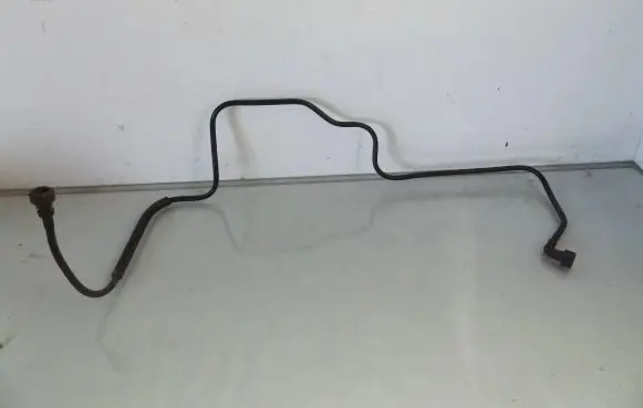 Nissan Micra Fuel line pipe