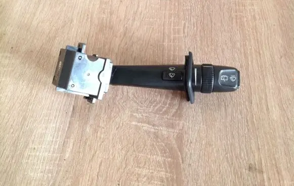 Volvo XC90 Wiper control stalk 30669742