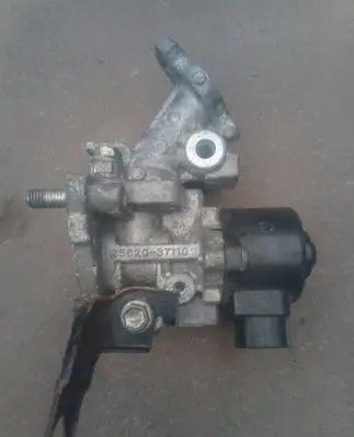 Toyota Prius (XW30) EGR valve