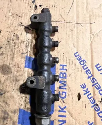 Citroen C4 I Fuel main line pipe 9654592680