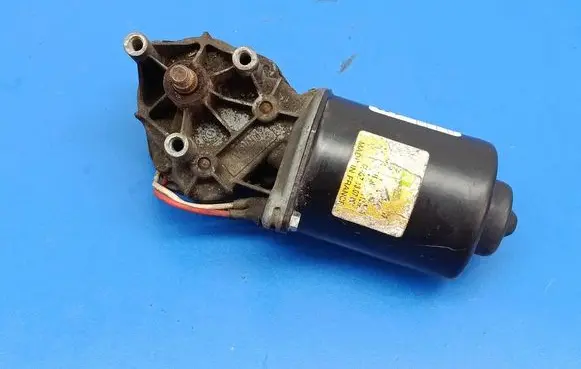 Mercedes-Benz 306 Front wiper linkage and motor