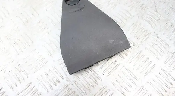 Volkswagen PASSAT B5 Hazard Warning Triangle Mounting Bracket 3B5860285B 4B5860285D