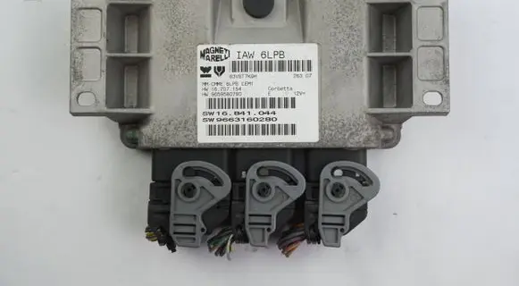 Peugeot 407 Engine control unit/module 9663160280 9659580780
