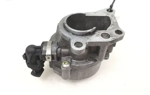 Renault Laguna II Vacuum pump 163354368