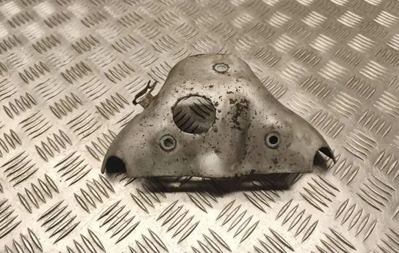 Hyundai Tucson JM Heat shield in engine bay 