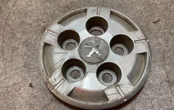 Fiat Ducato Original wheel cap 1374672080 V1399952080 01399951080