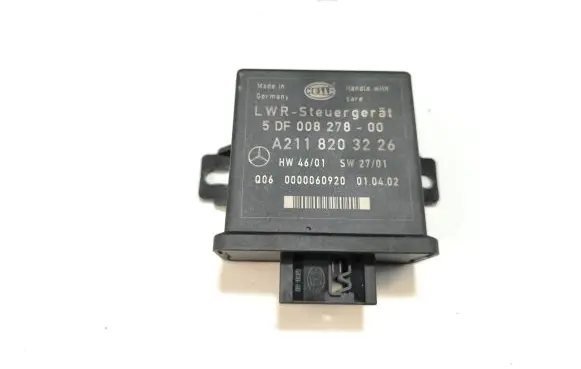 Mercedes-Benz E W211 Light module LCM A2118203226 0000060920