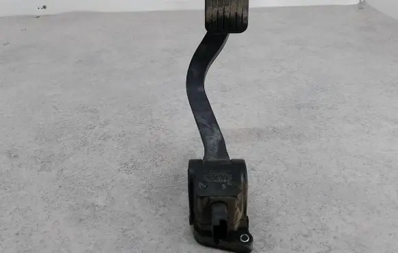 Citroen Berlingo Accelerator throttle pedal 9684834480