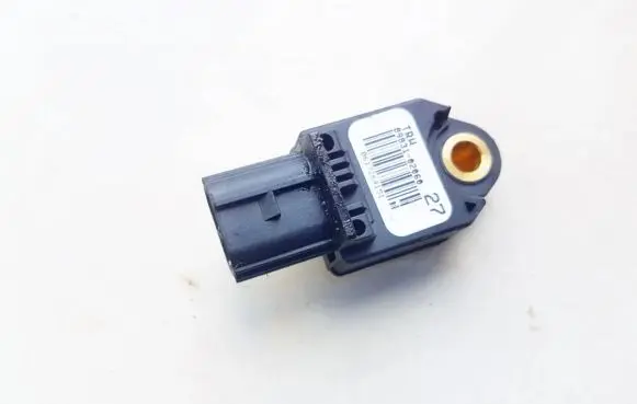Toyota Auris 150 Airbag deployment crash/impact sensor 89831-02060