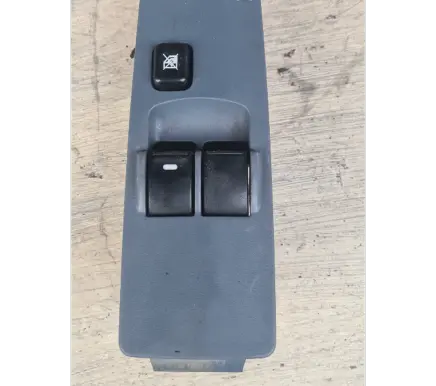 Mitsubishi Colt Electric window control switch MR587477 2364D1
