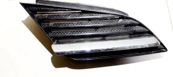 Nissan Primera Front bumper lower grill 62320au300