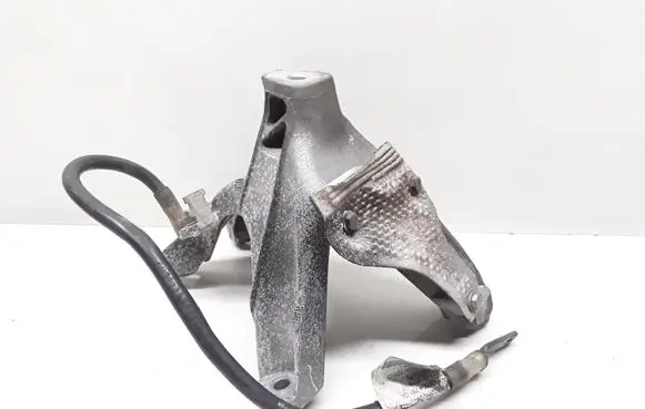 Audi A6 S6 C7 4G Engine mounting bracket 8R0971228T