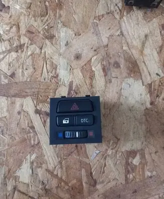 BMW 3 E90 E91 Hazard light switch 9132421