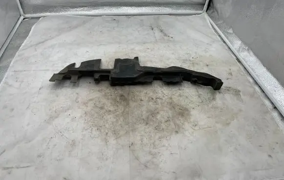 Audi A4 S4 B6 8E 8H Intercooler air guide/duct channel 8E0121283 8E0121283B