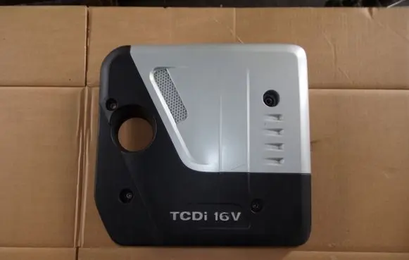 Chevrolet Lacetti Engine cover (trim)